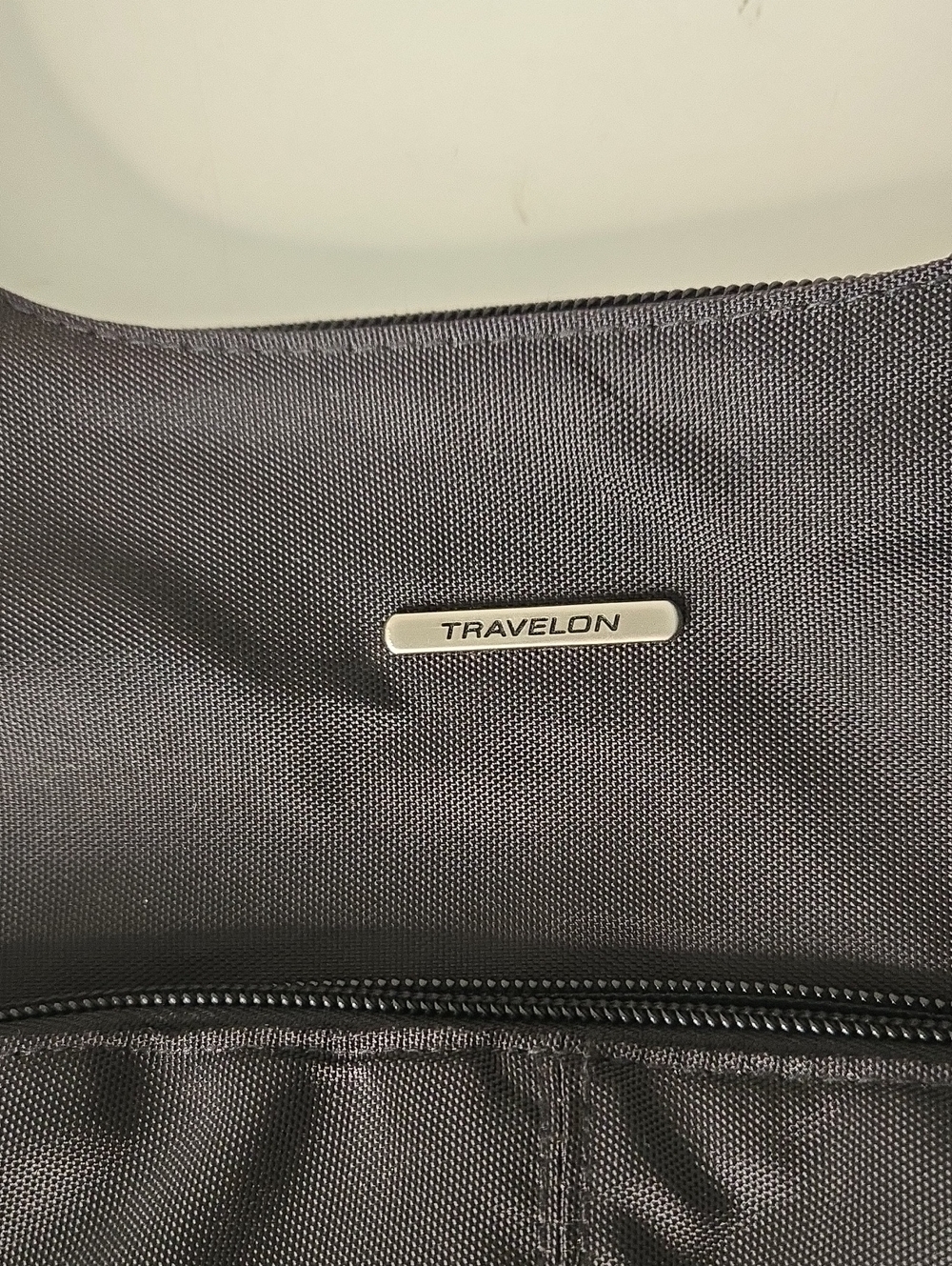 Travelon Anti-Theft Classic Crossbody Black - Picture 2 of 7